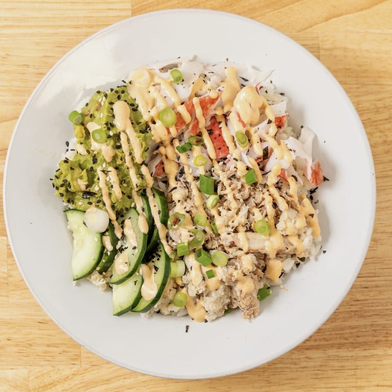 Buffalo Chicken Pizza: A Spicy Slice Favorite